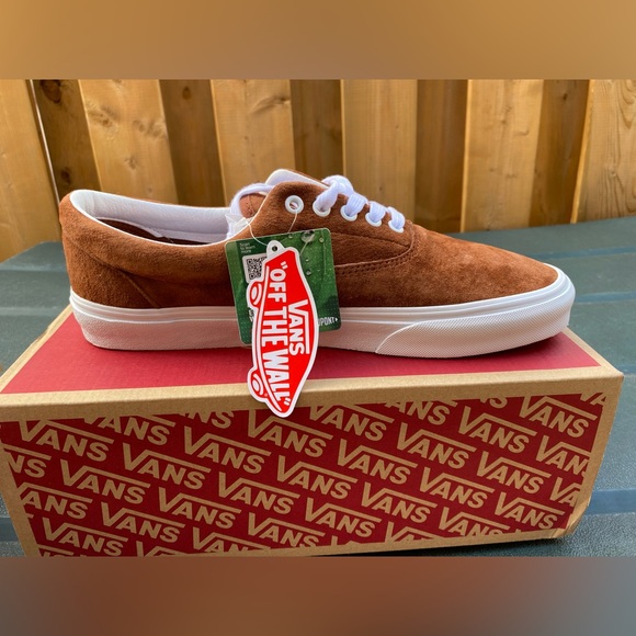 Suede Vans - Picture 2 of 4